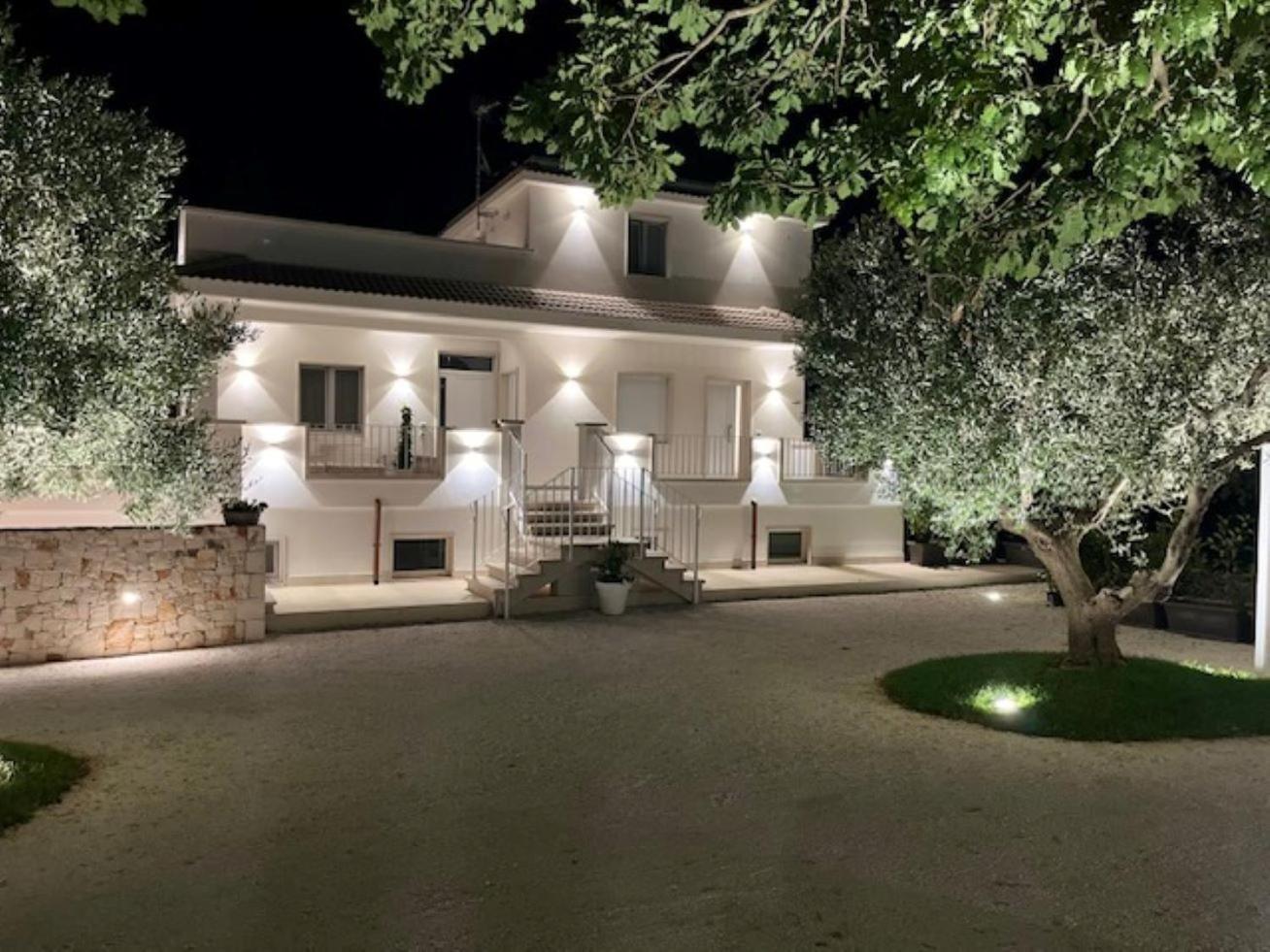 Casa Vacanze 'La Quercia' チステルニーノ エクステリア 写真