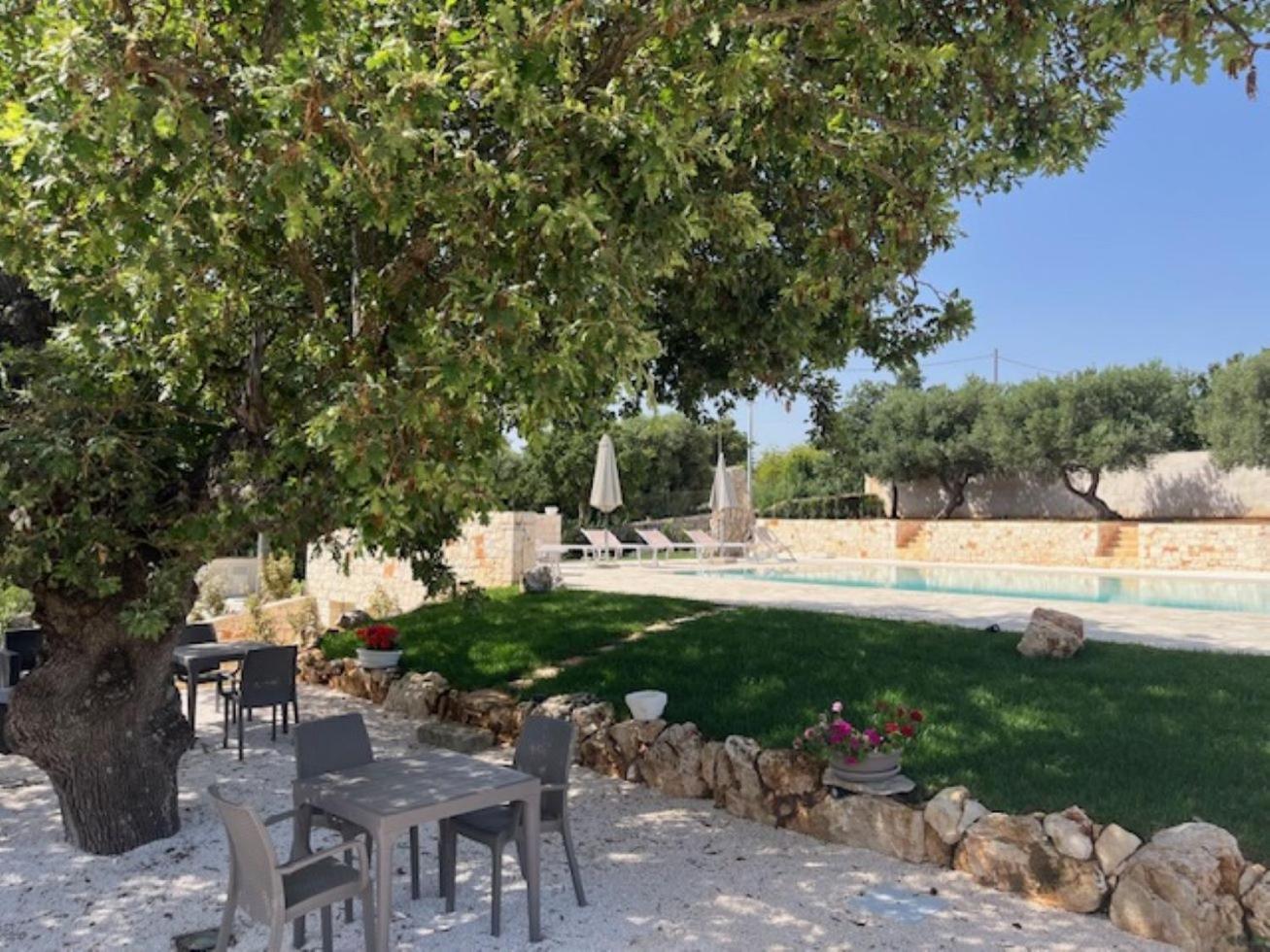 Casa Vacanze 'La Quercia' チステルニーノ エクステリア 写真