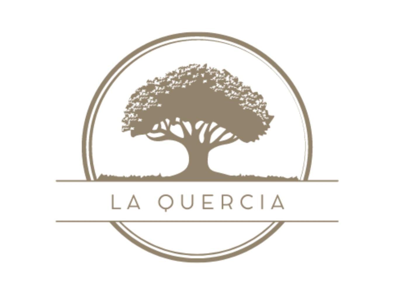 Casa Vacanze 'La Quercia' チステルニーノ エクステリア 写真