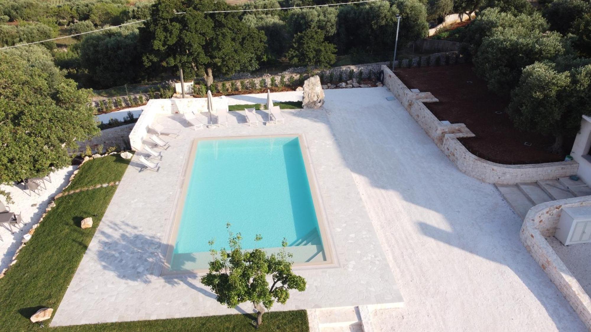 Casa Vacanze 'La Quercia' チステルニーノ エクステリア 写真